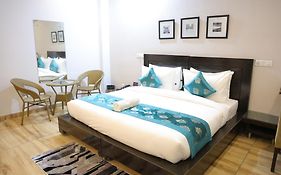 Hotel Pearl Pavallion - Medicity Gurugram, Near Medanta Hospital